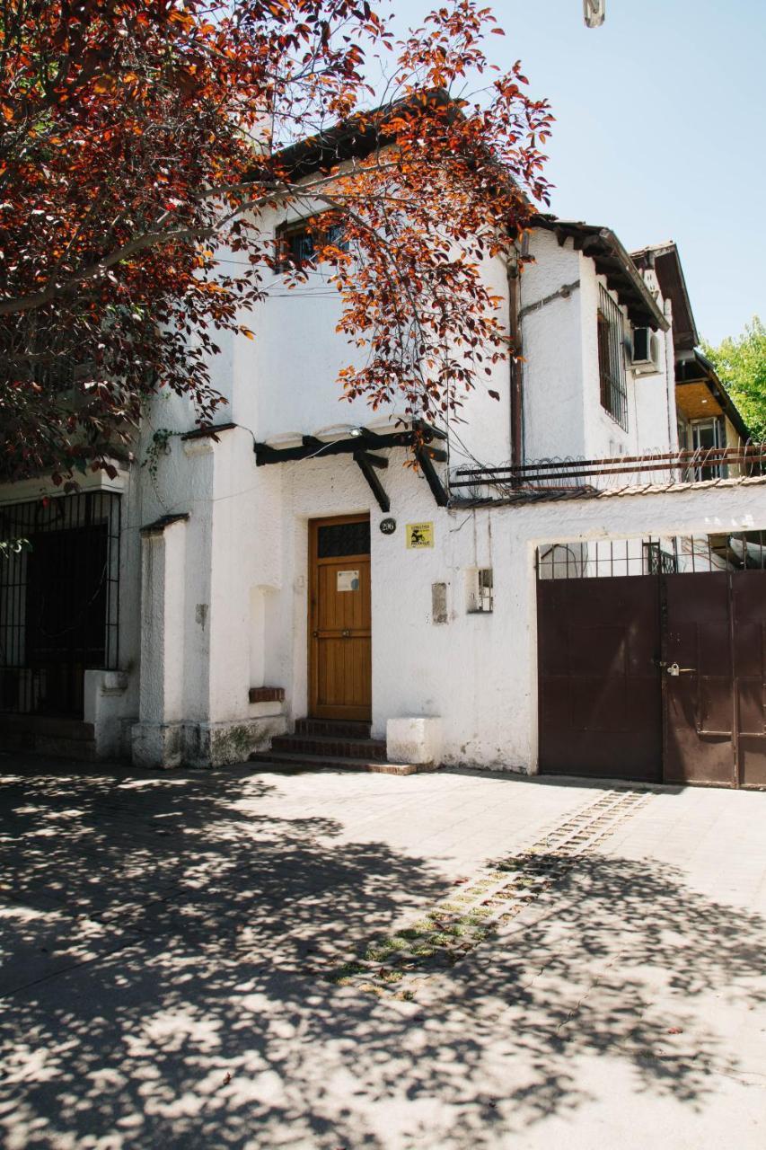 Готель Casona Providencia Сантьяго Екстер'єр фото